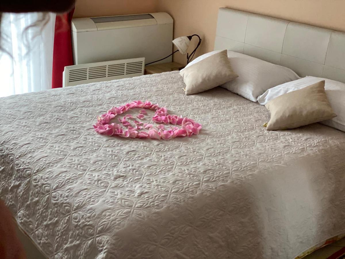 Hotel Aurora Pula Ngoại thất bức ảnh