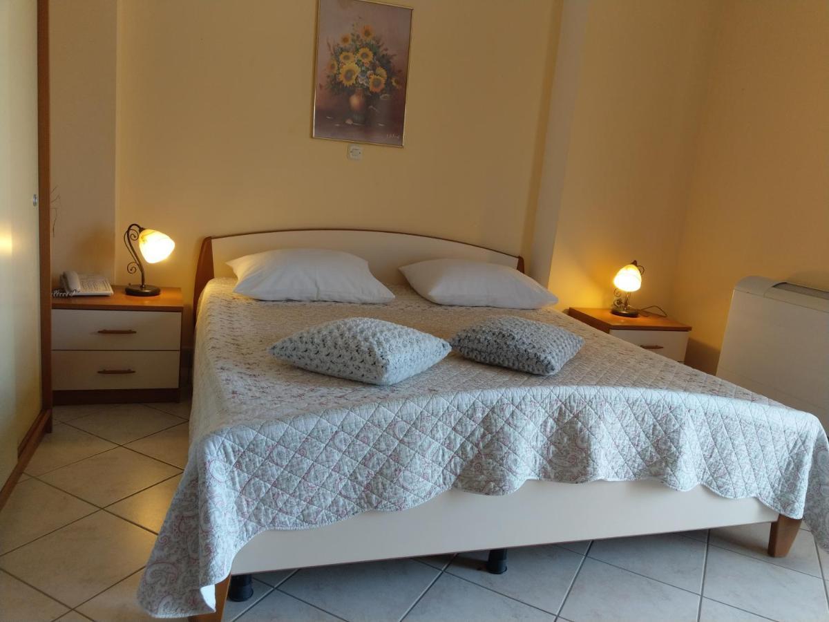 Hotel Aurora Pula Ngoại thất bức ảnh