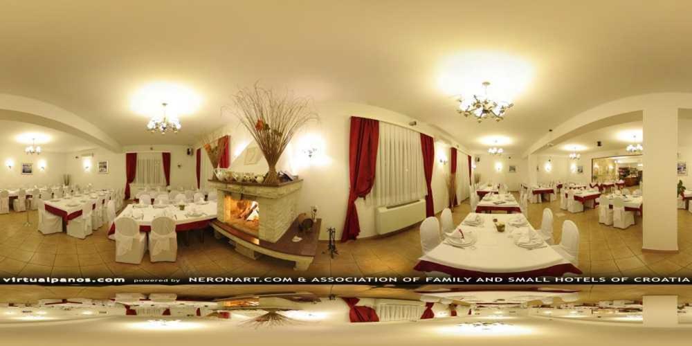 Hotel Aurora Pula Ngoại thất bức ảnh