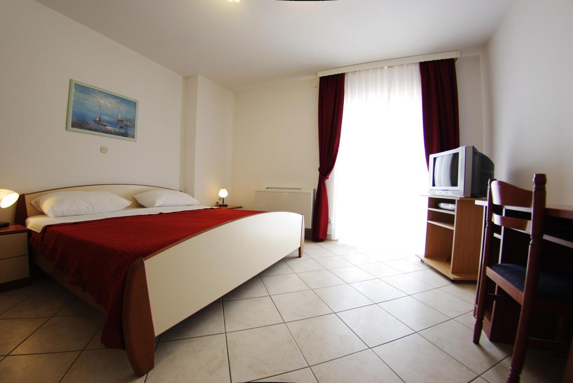 Hotel Aurora Pula Ngoại thất bức ảnh