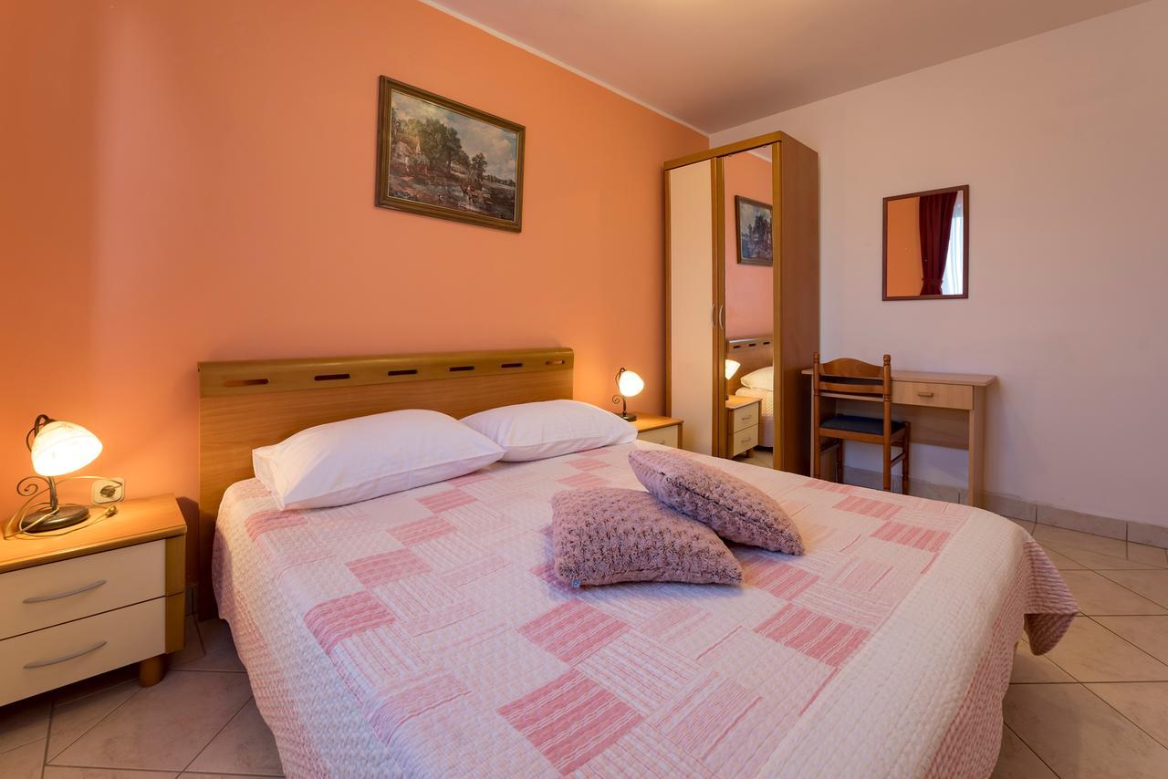 Hotel Aurora Pula Ngoại thất bức ảnh